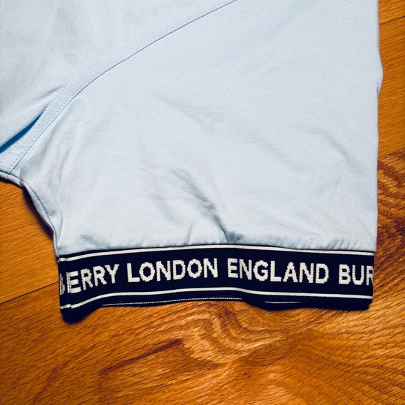 Burberry Nylon Logo Strap Runway Tshirt, Brand New 🔥 - Picture 3 of 8